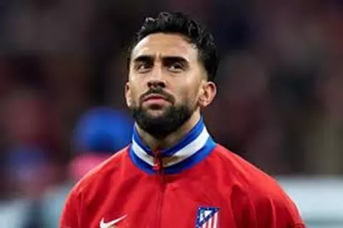 يغيب لعدة أسابيع.. إصابة نيكو جونزاليس تربك حسابات أتلتيكو مدريد